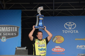 062B33A3-BDB1-4517-90D1-5ED3823AC02D