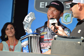 062DE787-8254-410A-A814-01CE60164659