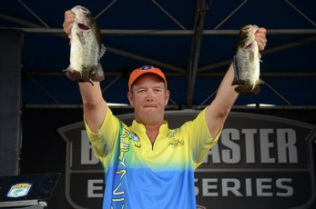 066AB53D-F78A-426E-9791-0B2FA7D9439A