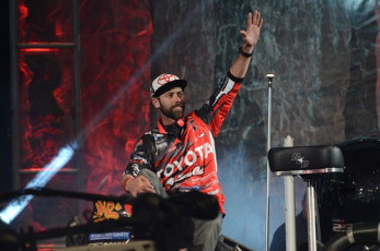 0816351E-827D-4C39-A7B3-F84B2DA84EED