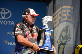 0870D3FF-8DC6-4DA1-929D-1E00D3EDB010