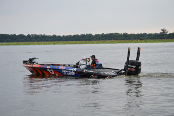 08B1050C-D683-41A0-AAD5-394D53AC267A