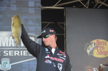 099D4CFC-A685-48CA-8371-00BDC9075C01