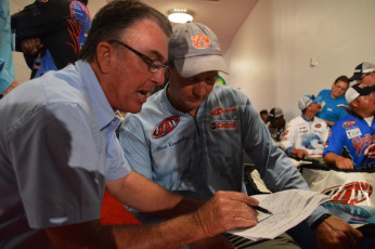 09BBE302-58FB-4807-ABCB-B4A7A9ECE6E8