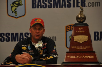 0A1BF472-48C2-4900-9A49-1B75EC782EB8