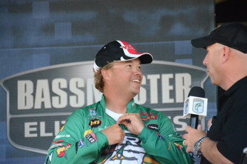 0A258EA3-FFFF-4D0A-AA26-4A37692E2926