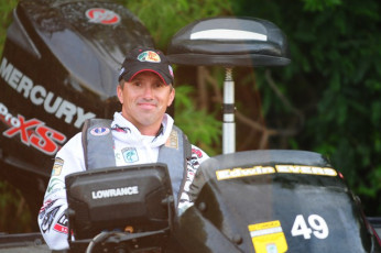 0AE44DFA-680A-4D90-B6F3-50F666AAA050