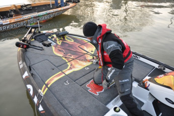 0B0A3989-2715-49A5-A912-E4C1CFBA35E1