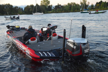 0C901CD4-5D72-42B9-B6A5-05E0118C0840