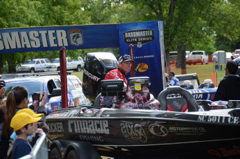 0CCB4E29-DE0B-43F7-AA80-23AF19EB4D1D