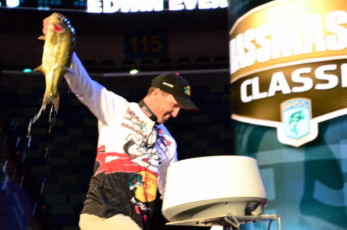 0E3D19A4-5944-4B47-8DFF-750B8EC3F944