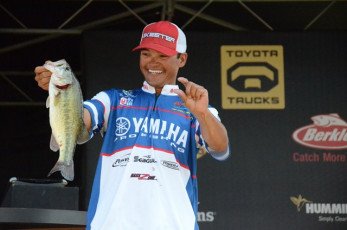 0E57EE18-6A92-4EAB-B63D-8041C1352F3F