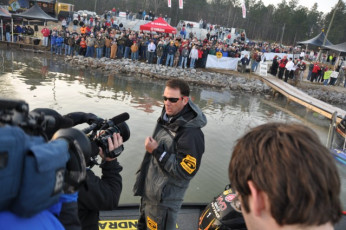 0F44726B-9106-4898-93A9-992A83AF43C4