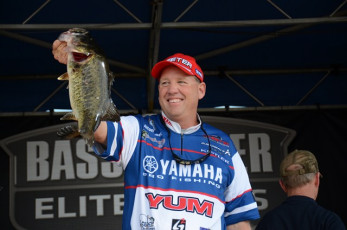 0FB59760-FEBC-404F-AB58-084B0E07CB9C