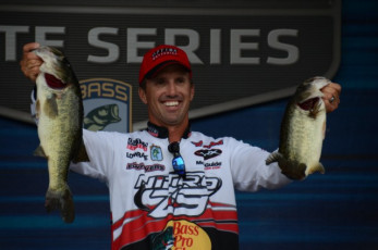 107678EE-A4D1-4F14-A104-63B29E0A46A0