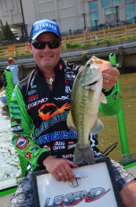 10F3F5C7-FB1F-4DE0-85FC-BD1A00836477