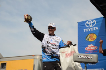 111700D4-2E83-4489-8692-8E40915E8DFB