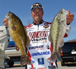 11768C00-40C3-4AA0-9D7B-AC6297984D8D