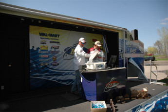 117CBCC6-9C19-4E73-B8A2-F12B19AFC5A7