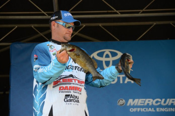 11BB54ED-E91D-4708-B603-3707A6967846