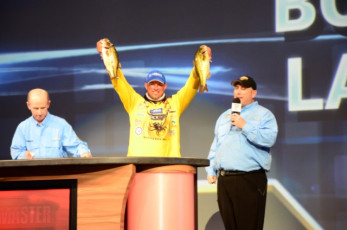 1254C3BB-A299-420B-86A8-4693CB84473F