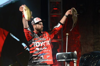 127DB0F7-F11A-4825-ABD3-5A744B35894B