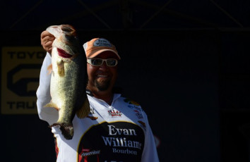 128A87D1-F05E-4011-8022-C6B2B457628B