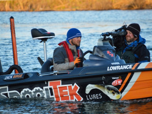 132B64F8-9DBE-432D-BB70-FF31B2855B2C