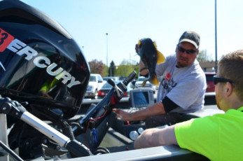 13DE93AD-B2D1-46D0-B1E4-F061B17C4B79