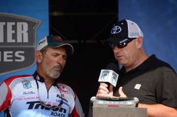 14B15280-5418-41DA-B183-C01DBB8A0AB6