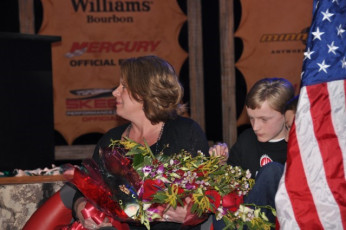 15E53D8E-89D6-4ED8-8FD4-3E2C10DBA1E3