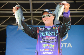 168E3DE7-D2B9-470F-A261-4EAF9DF54BC5