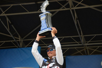 1963A9F1-4241-4EA5-802B-4AD9CBA20D32