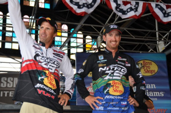 19D5DF2F-B6C1-42E2-966F-60DD49504D1A