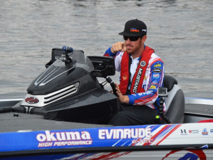 1A022E09-43E2-4FB9-A93B-5FC48F98598E