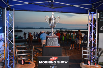 1A606109-BE46-488F-815B-280C2C01D57E