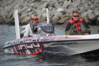 1B00DCA9-58B6-44FD-83DD-4C51FD7505A8