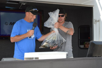 1B1101F3-F6B1-4A60-A900-12952835117E