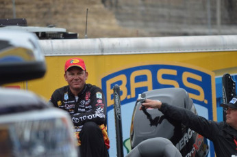 1B662499-5F1A-4193-B267-6DE429CCC014