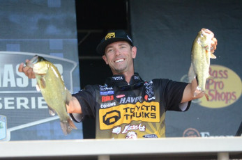 1B7AA99E-2723-4B7E-8132-5E1FAF69E989