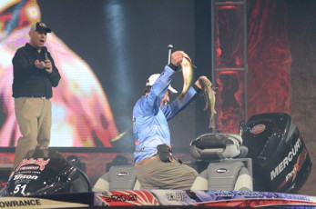 1C61504B-42BF-4C25-82E3-DE91B276B3EB