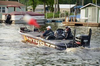 1D9AD673-918E-4AE5-853B-0D4691A18932