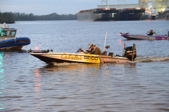 1F052797-2931-4E3D-9B5B-9BAFE1CAFE64