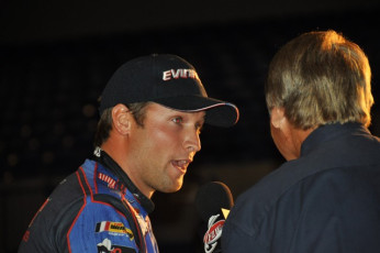 1FBDD595-EB27-4B51-ABF6-D119F666079C