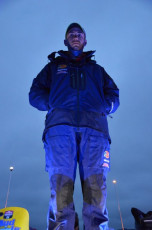 215D7E6A-E779-484A-B5A2-6886C92A0E1F