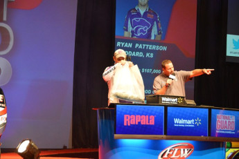 21728213-F029-487F-BEF9-BB3348F805ED