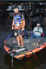 21B120FC-40E0-48DF-9AFC-D5C5BEF9343F