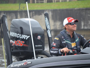 220CDF19-3261-4BAF-97B7-B3CC675107C1