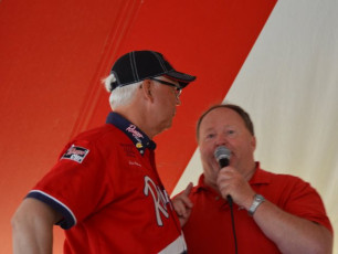 226CD5E4-03ED-40DB-8E9F-0AEE73F0812B