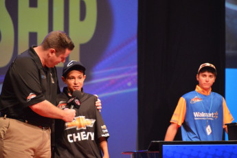 22B262D8-D566-4694-944A-DADDDB39B7BD